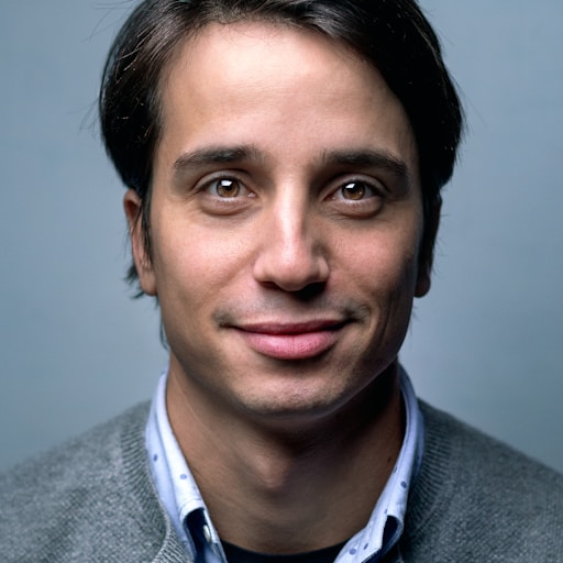 Mike R.
